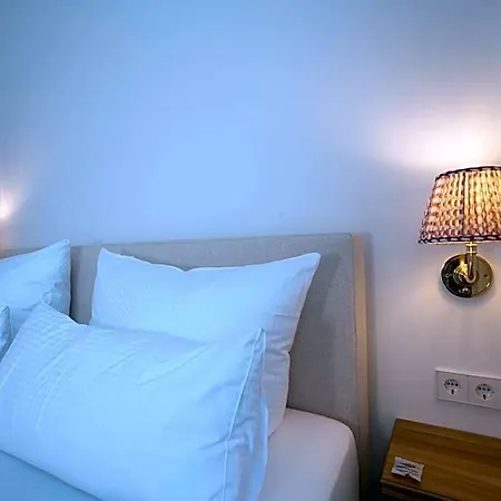 Logierhaus Austernfischer Hotel