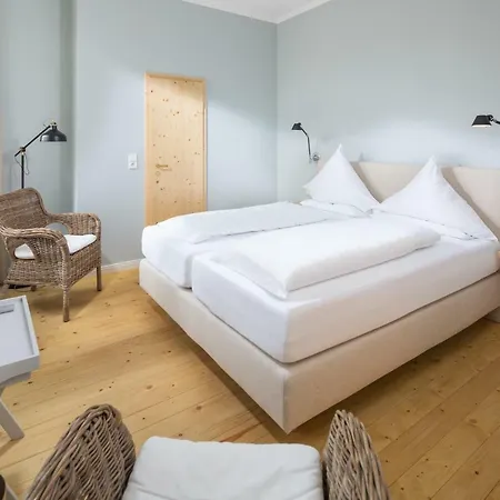 Logierhaus Austernfischer ノルダーナイ